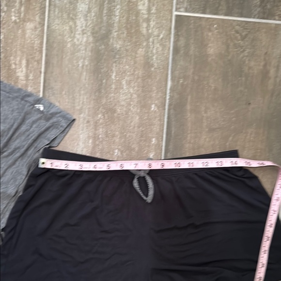 2 pairs of Casual Shorts one Gray & one Black with Drawstring - Picture 5 of 9
